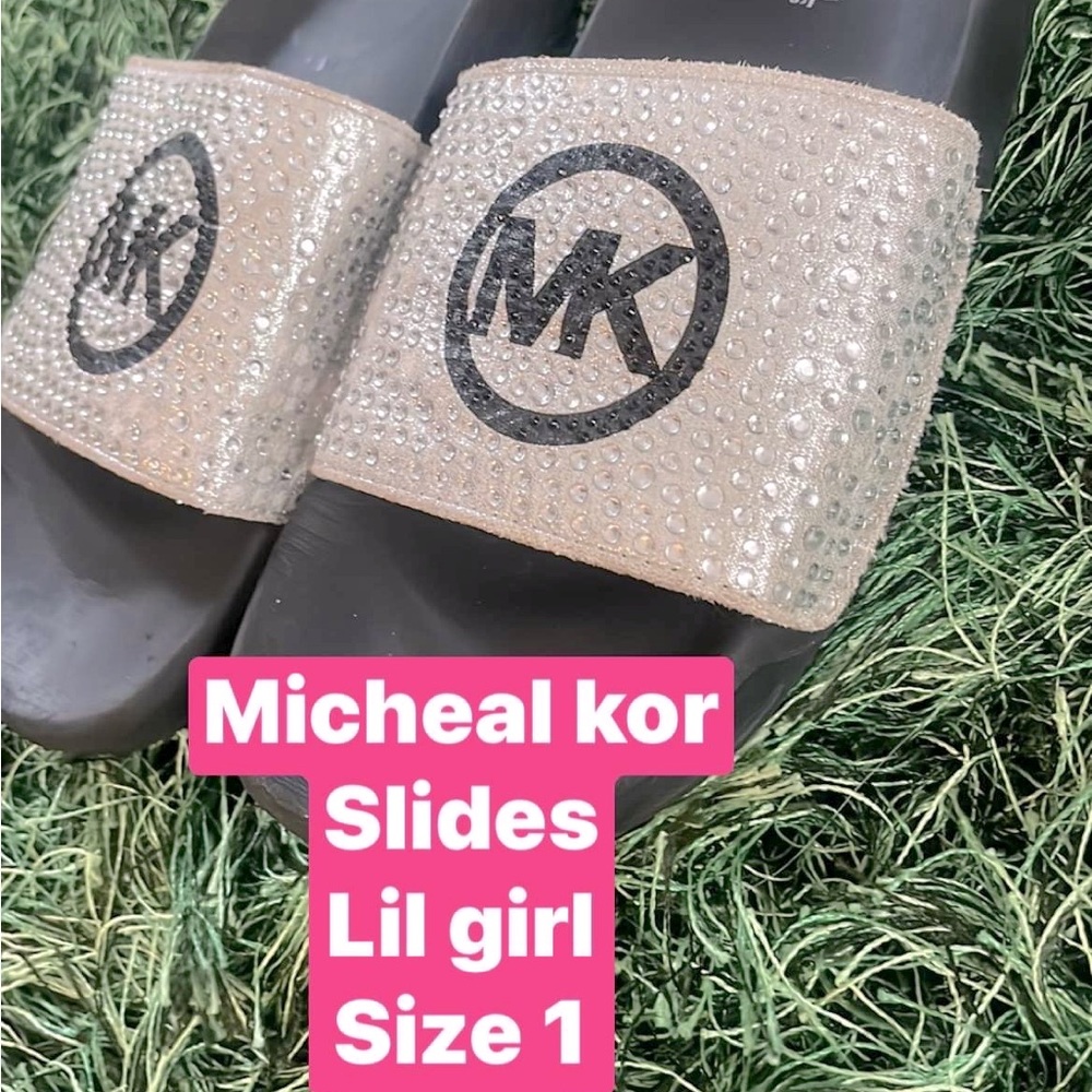 Michael kor slides